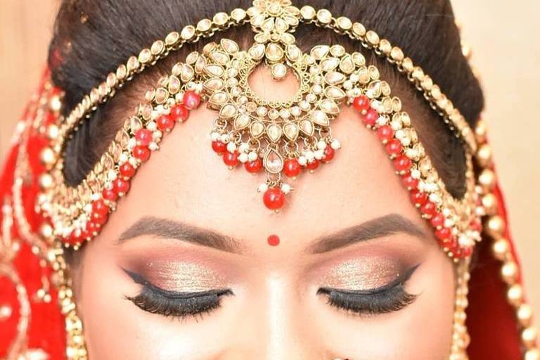 Bridal makeup