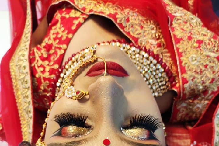 Bridal makeup