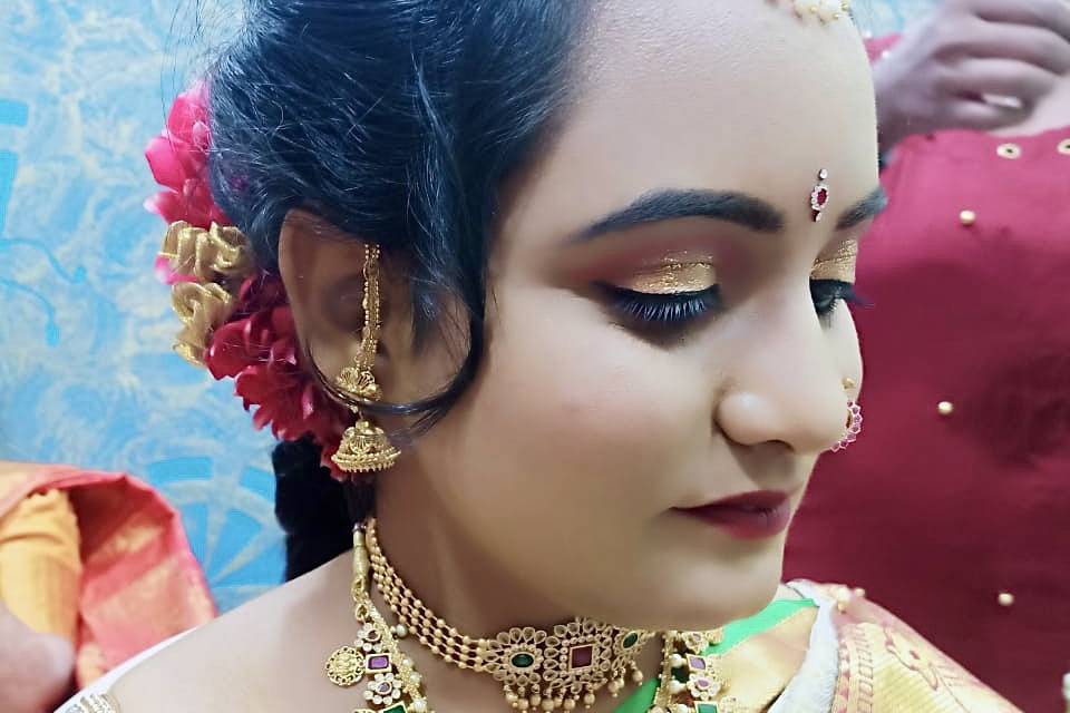 Telgu  bride Wedding look