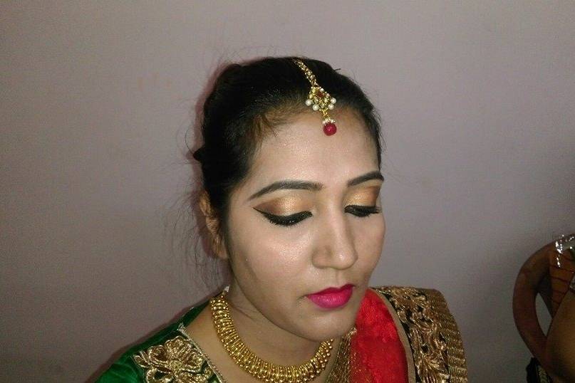 Bridal makeup