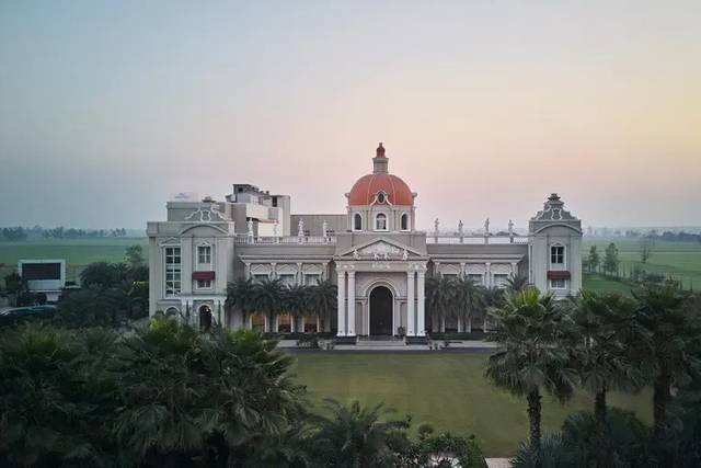 Facade