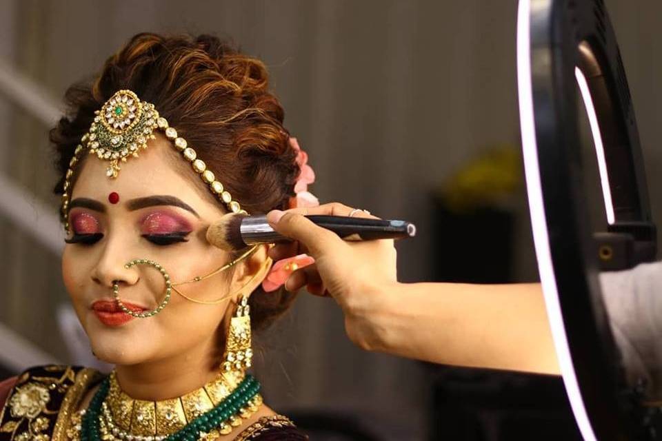 Lavish Look, Rajkot - Makeup Salon - Kotecha Nagar 