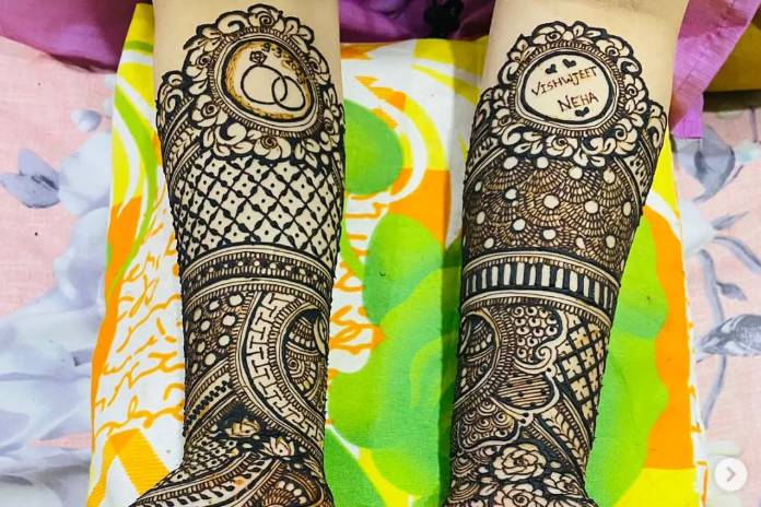 Henna with style and passion !! For the booking questions, please email us  on ✉️sh*****@*****… | Mehndi designs 2018, Henna designs hand, Mehndi  designs