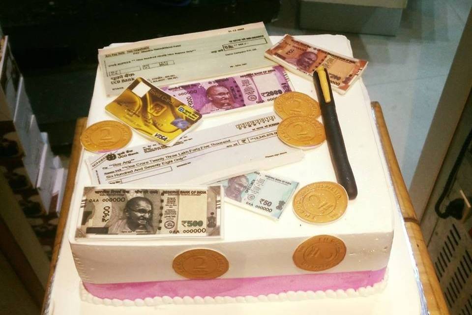 The Sweet Bake - Indian currency theme cake💕 . . . . . . .... | Facebook