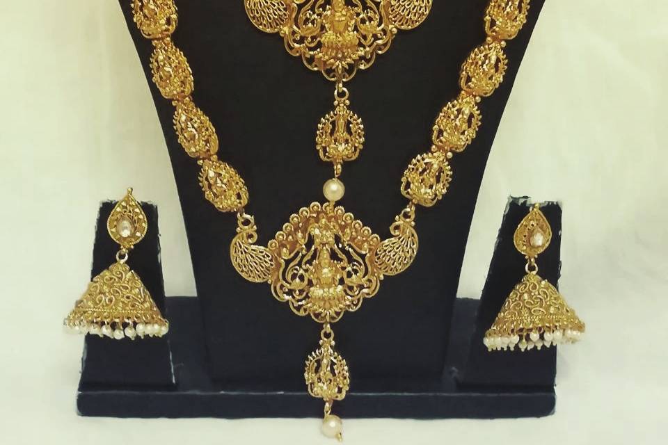 Bridal jewellery