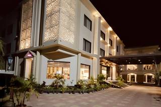 Mayur Hotel & Resort