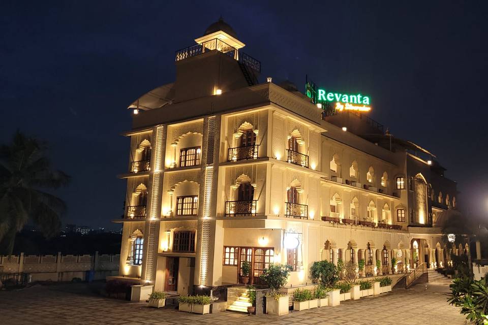 Main Image