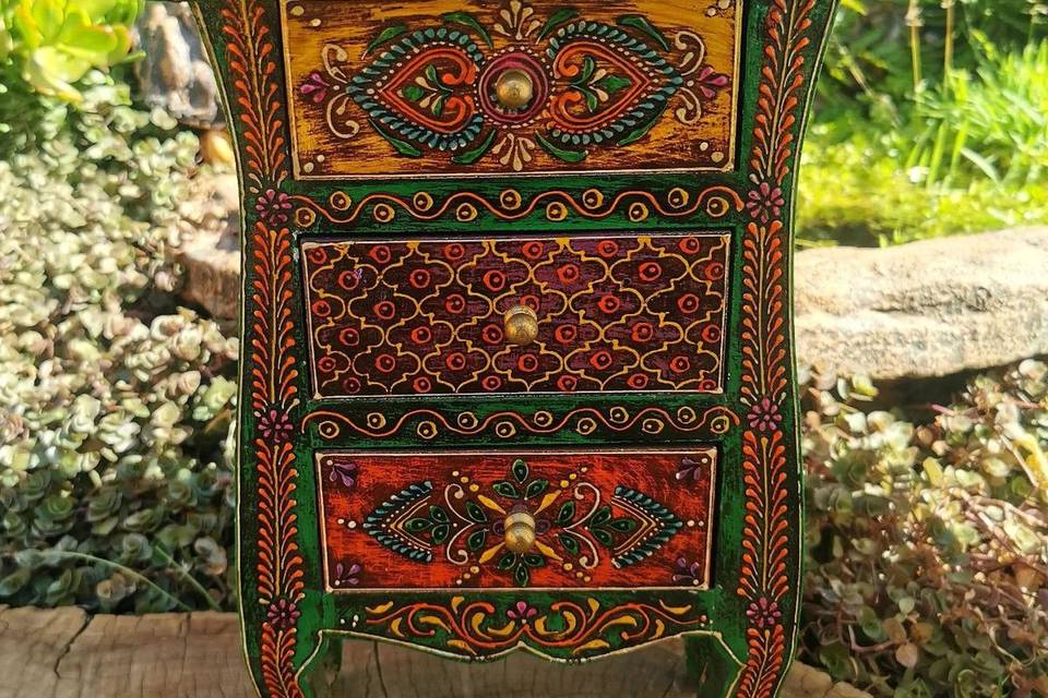 Wooden jewellery box