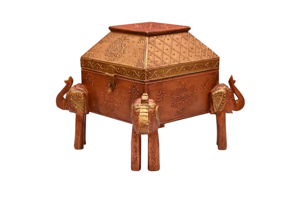 Wooden jewellery box