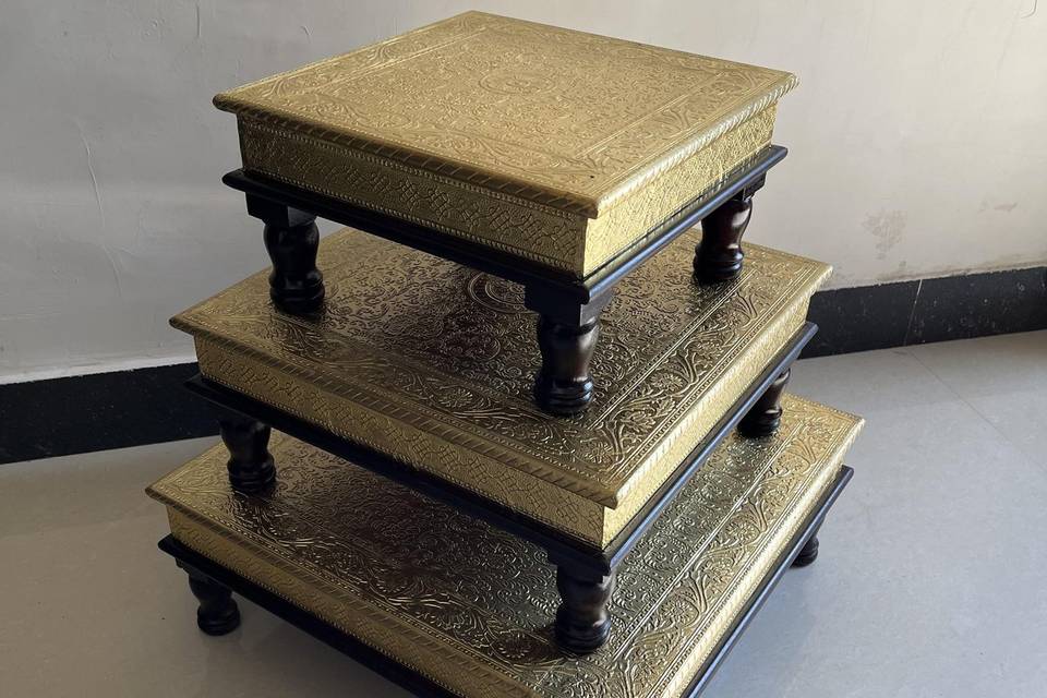 Brass wooden bajot
