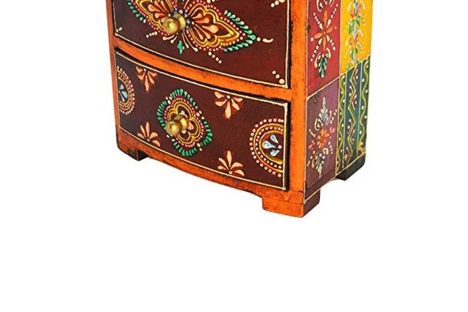 Wooden jewellery box