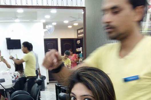 All About Me - Makeup Salon - Saket - Malviya Nagar 