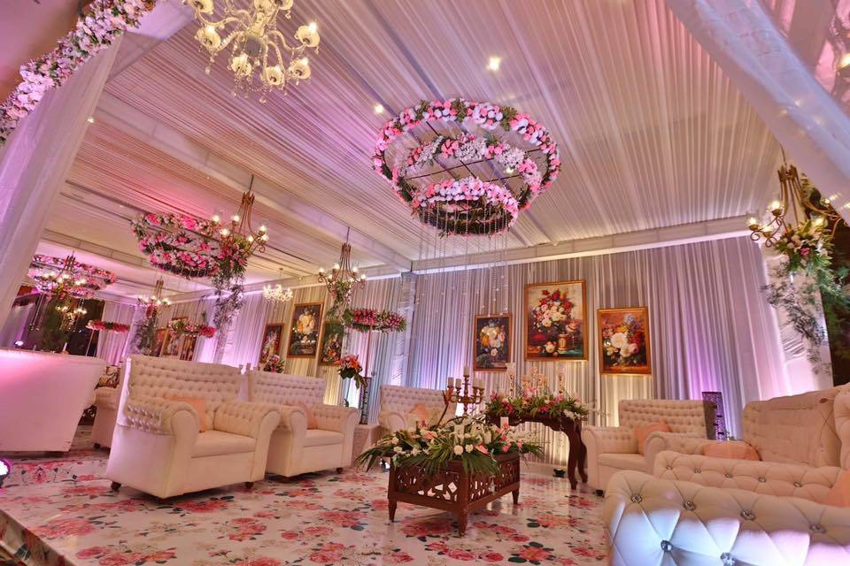 Pink wedding theme