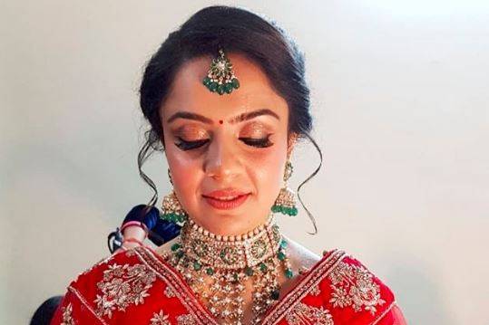 Bridal makeup