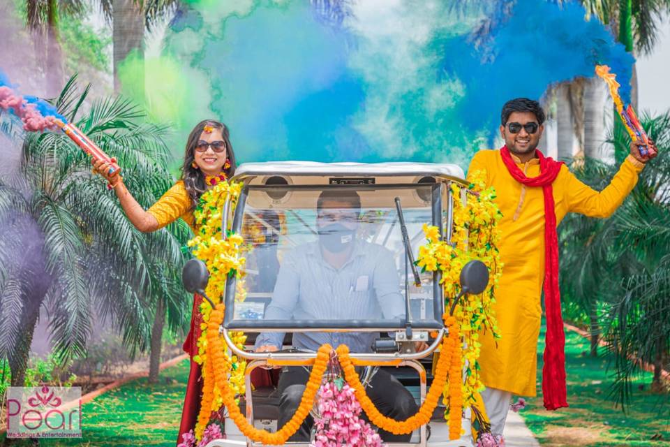 BRIDE GROOM ENYRY HALDI