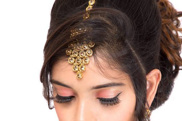 Bridal makeup