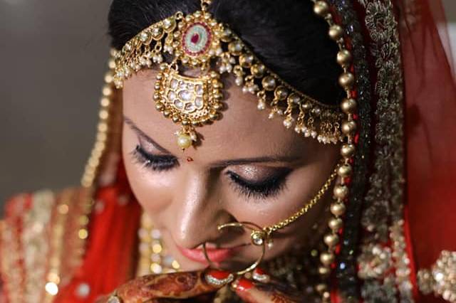 Bridal makeup