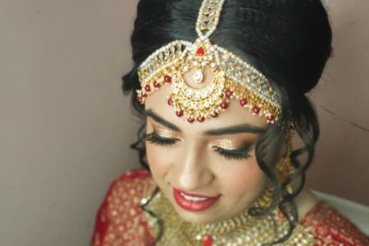 Bridal makeup