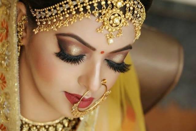 Shipra Rakheja Makeup Artist