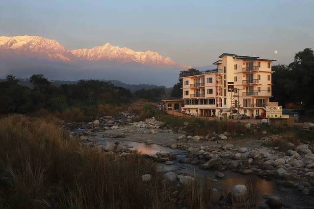 Hotel River Retreat, Kangra