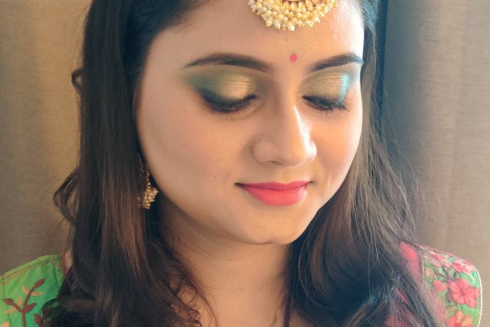 Shveta Pathak Makeup Artist