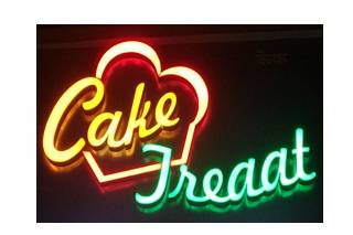 Cake Treaat Logo