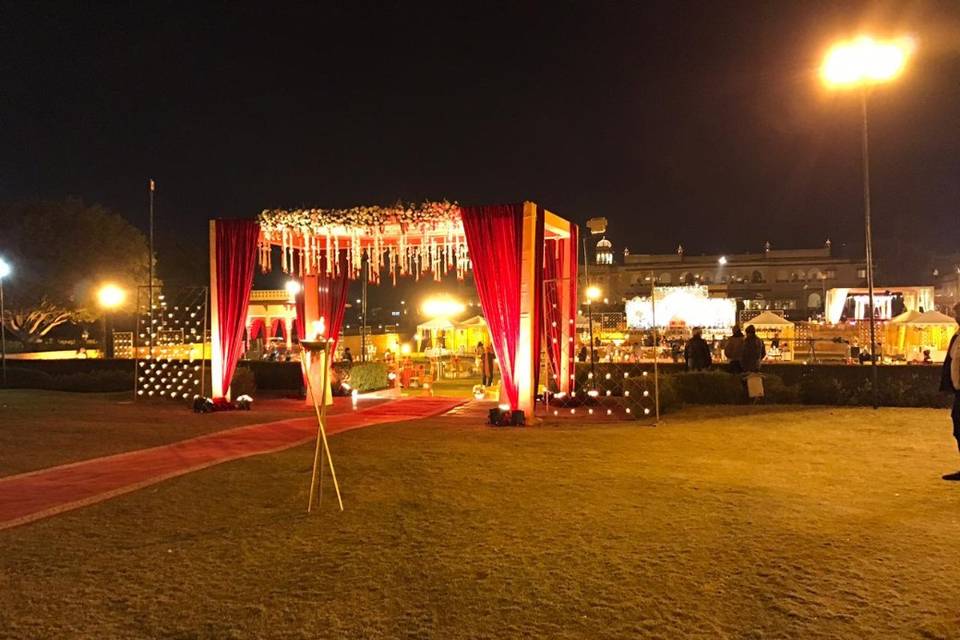 Outdoor Area