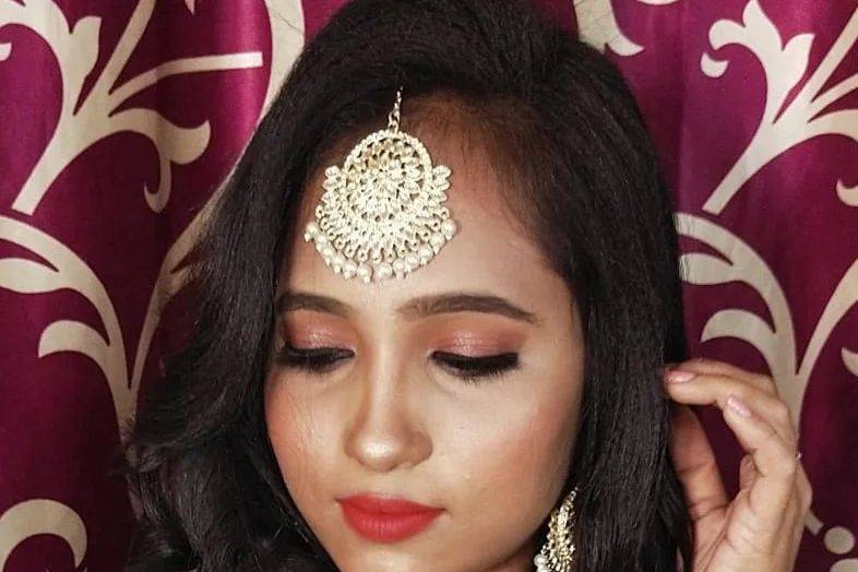 Party makeup