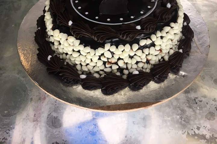 Amar Bakery - Wedding Cake - Shahdara - Weddingwire.in