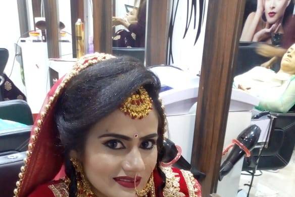 Bridal makeup