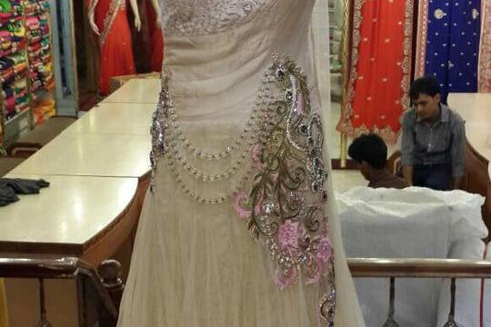 Where to buy Bridal Lehengas in Jaipur - List of Stores