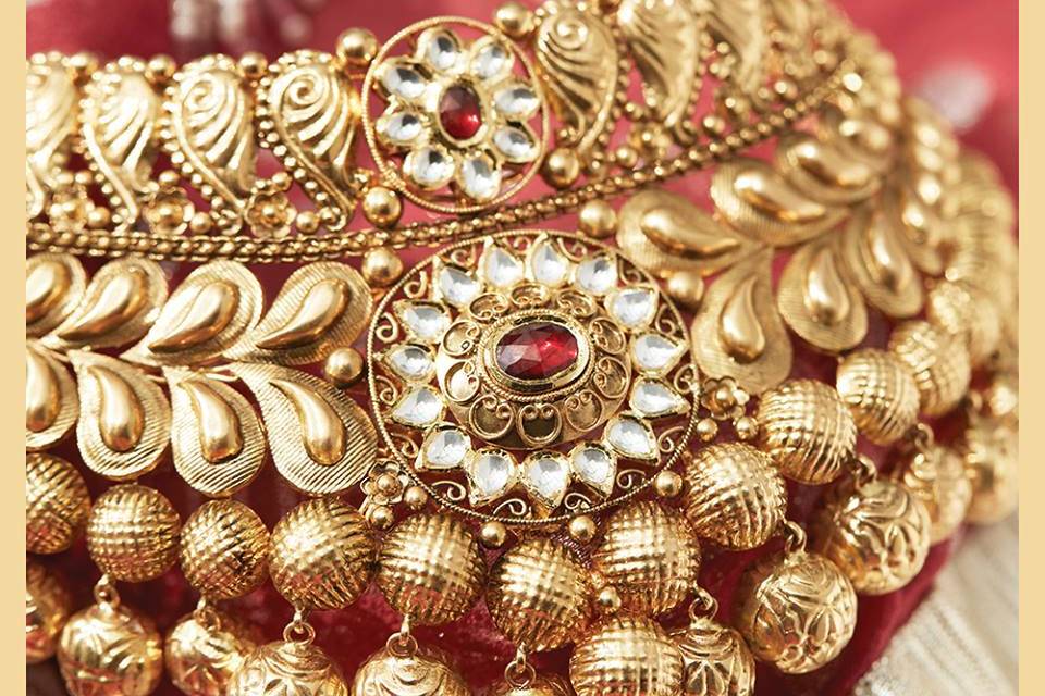 Gold bridal jewellery on sale sets with price tanishq