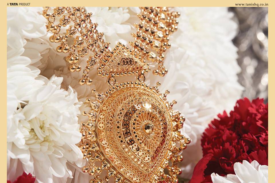 tanishq gold har