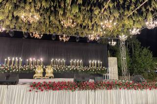 The Elegant Decor