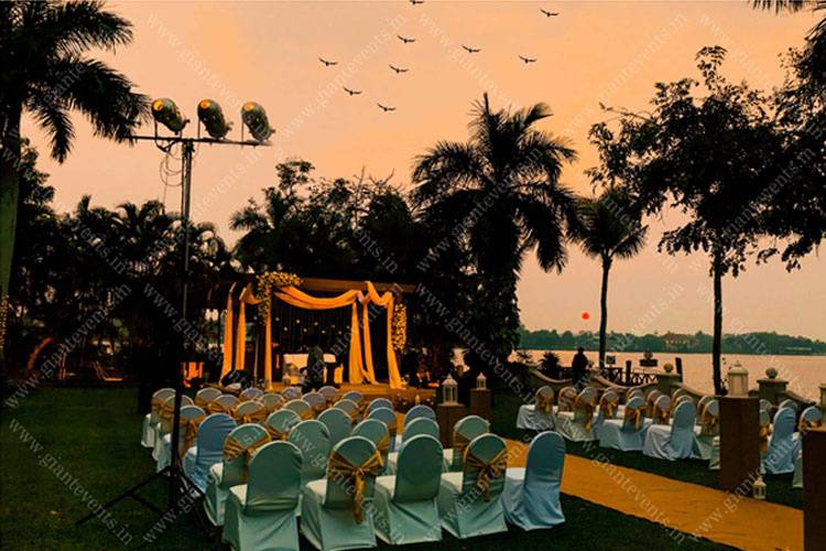 Decor management