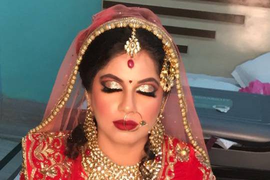 Makeup by Nidhi Thukral