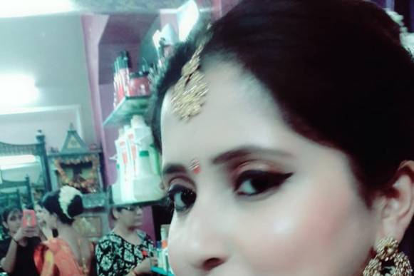 Khoobsoorat Beauty Saloon, Gurgaon