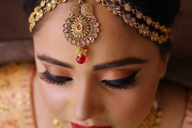 Sarita Singh Makeup Artist