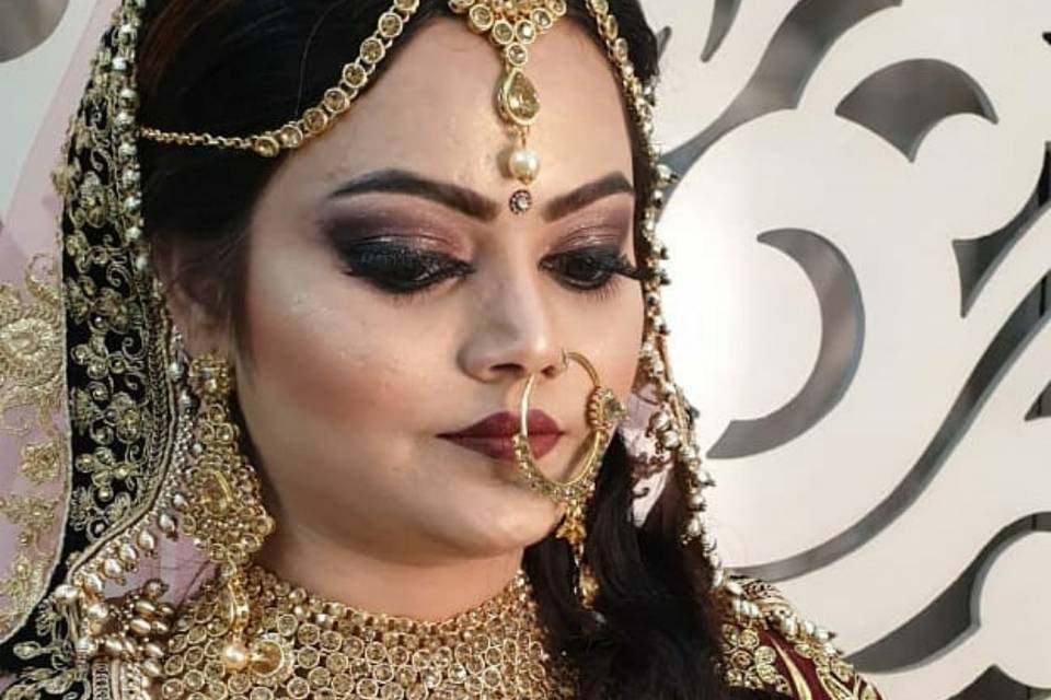 Smokey Bridal Makeup