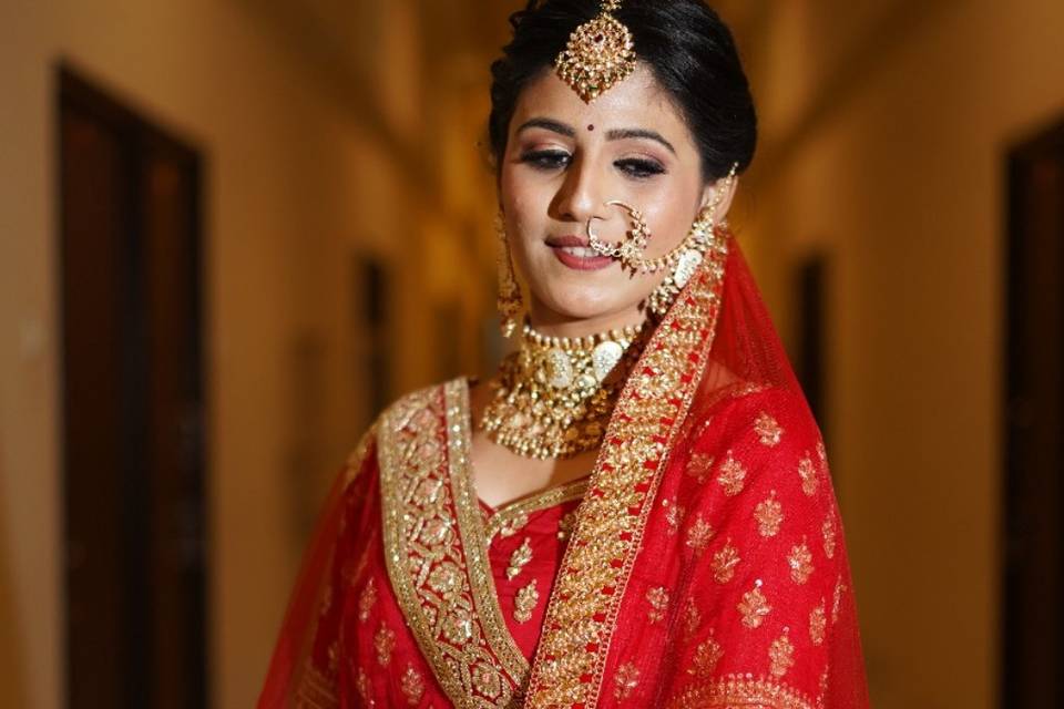 Bride in red