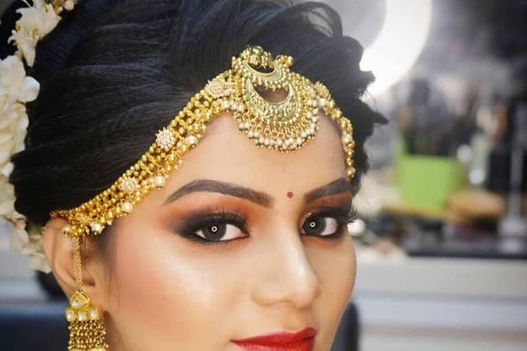 Bridal makeup