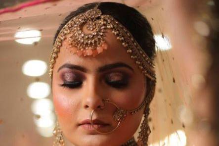 Bridal makeup