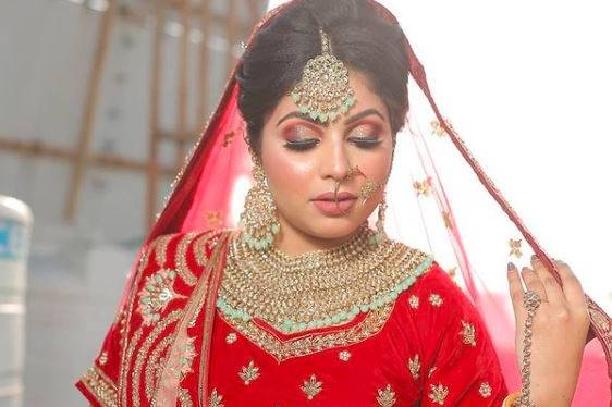 Bridal makeup