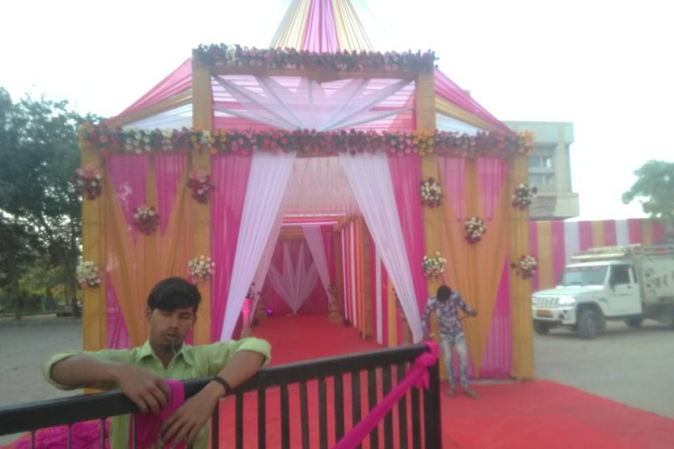 Naveen Tent House