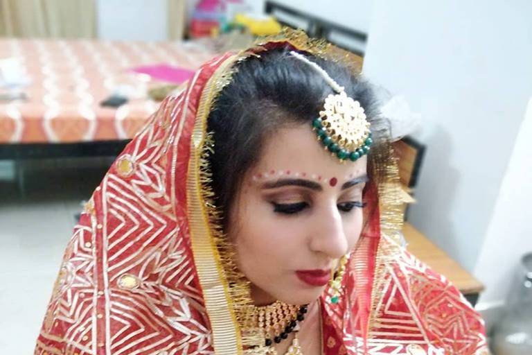 Bridal makeup