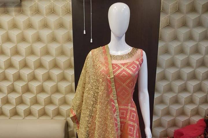 Mahalakshmi Suit and Sarees