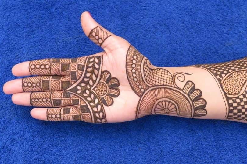 Classic Mehandi by Sabana Shafeek