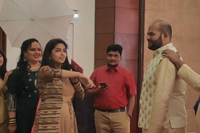 Ladkiwale v/s Ladkewale