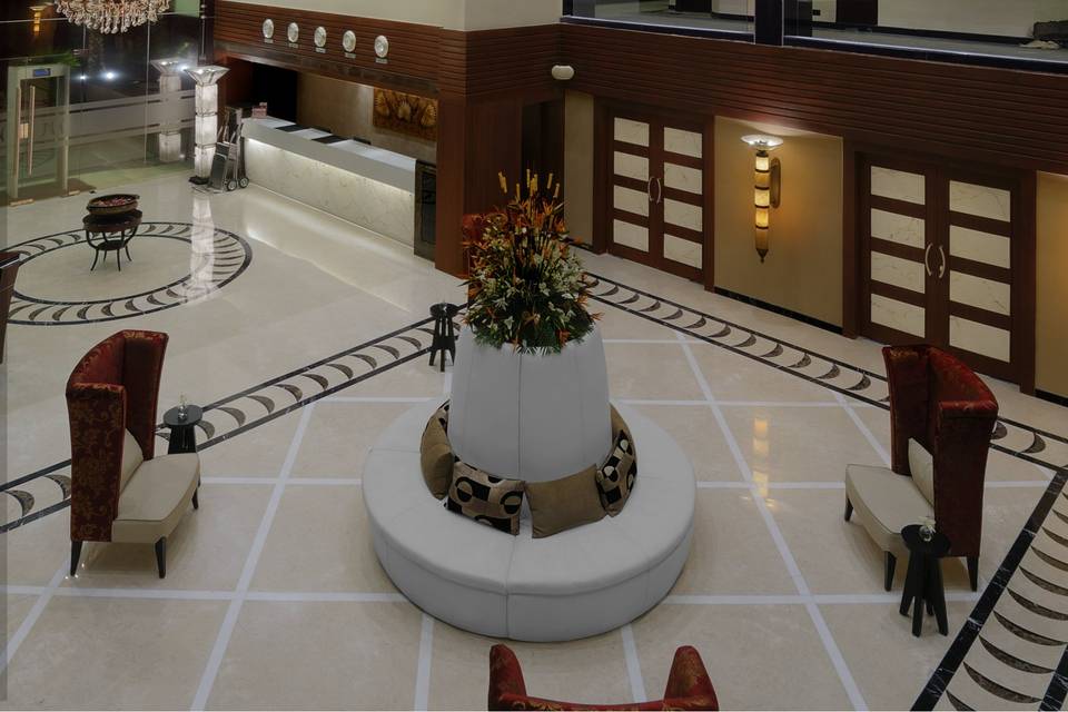 Royalton - Grand Lobby