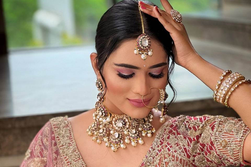 Priyaaglamartistry_1721572729_3417122182655396366_9885905653